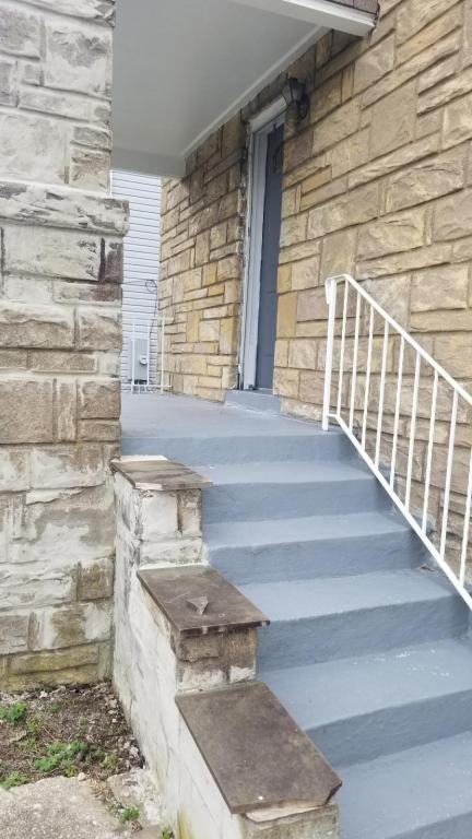 6211 L St - Photo 4 of 19