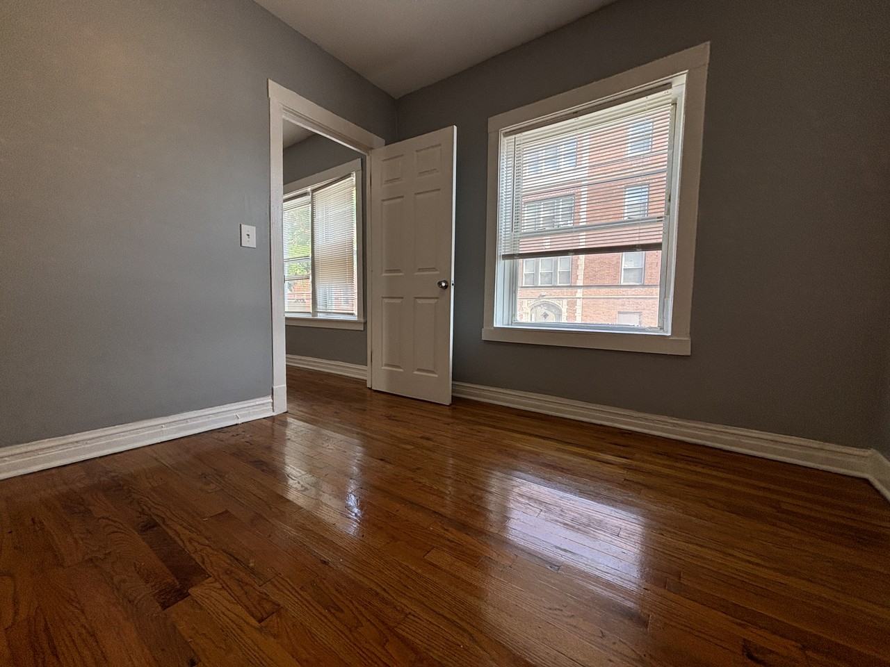 439 E 111th Pl #1E - Photo 3 of 10