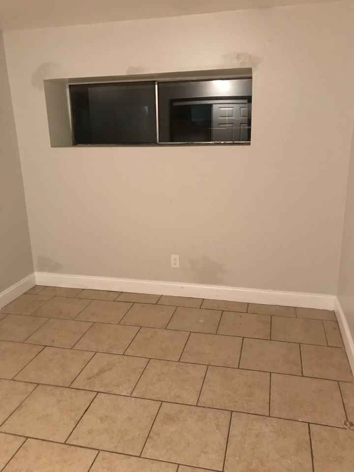 3251 Kabel Dr #3251 - Photo 2 of 7