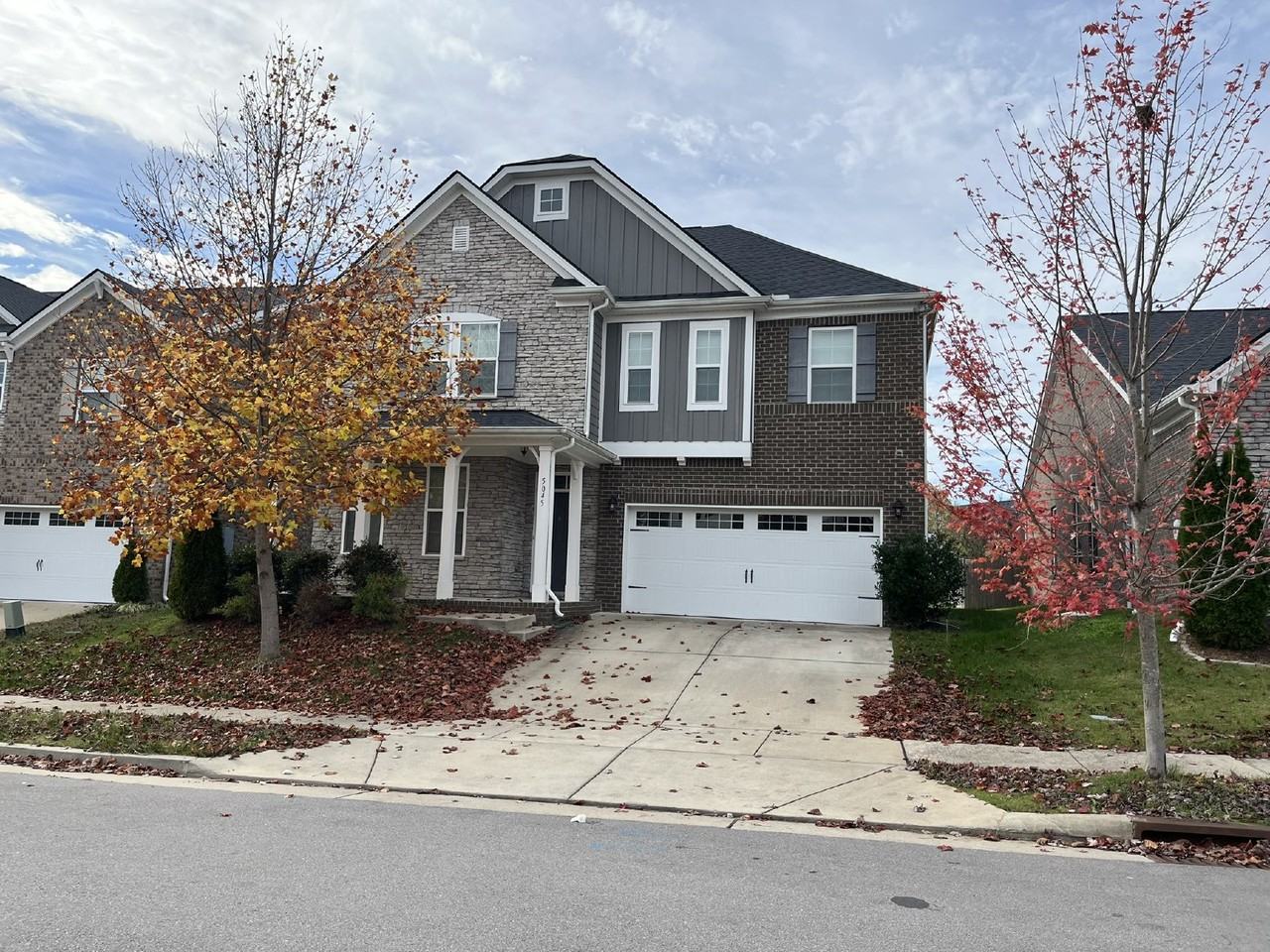 5045 Sunflower Ln - Photo 2 of 30