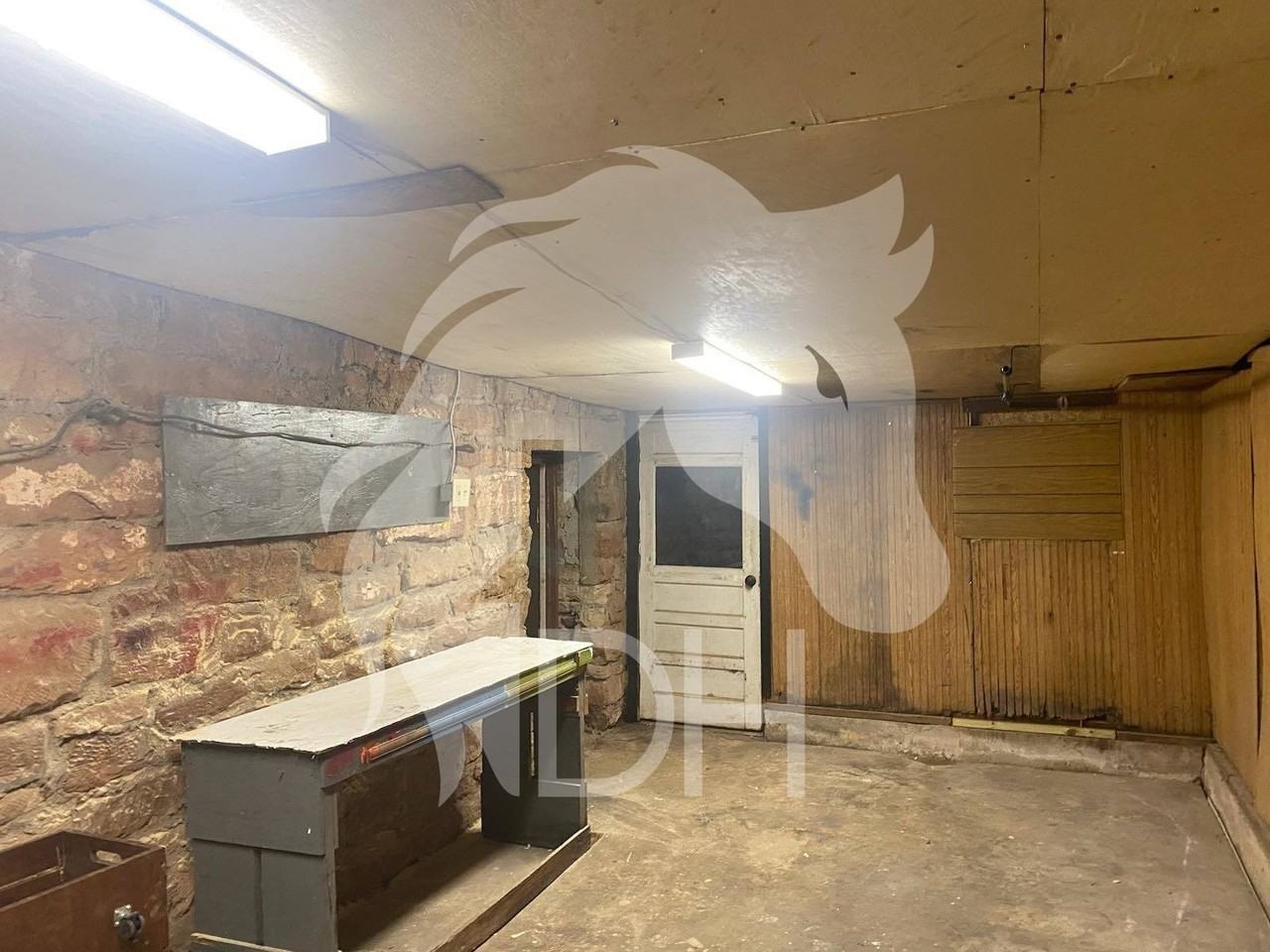 107 N 3rd St - Photo 4 of 6