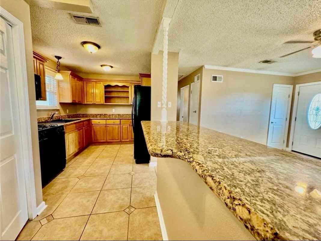 23 Cynthia St - Photo 2 of 7