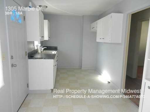 1305 Marble Dr - Photo 2 of 10