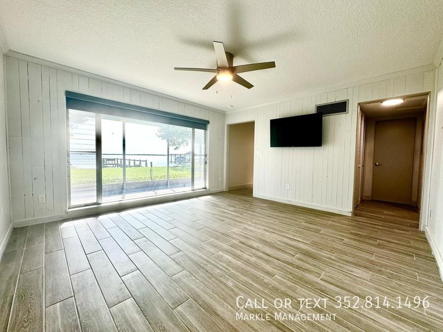 32651 Lakeshore Dr - Photo 2 of 17