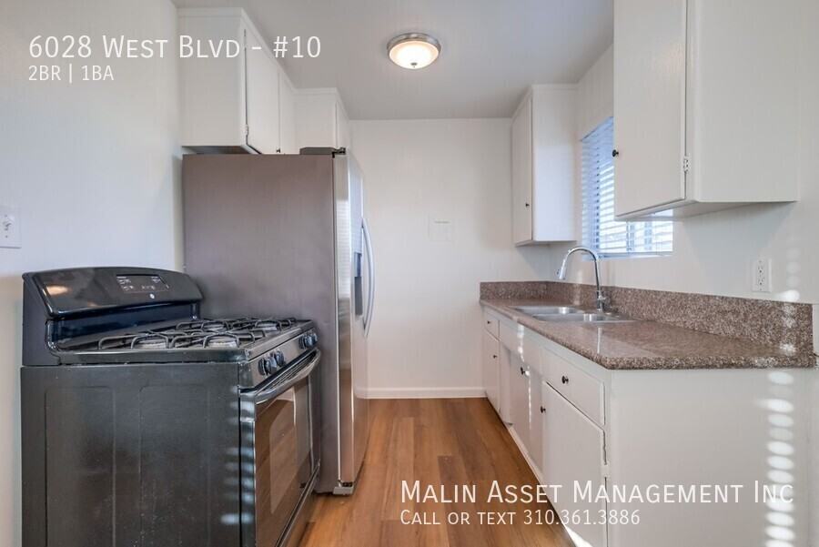 6028 West Blvd - Photo 2 of 13