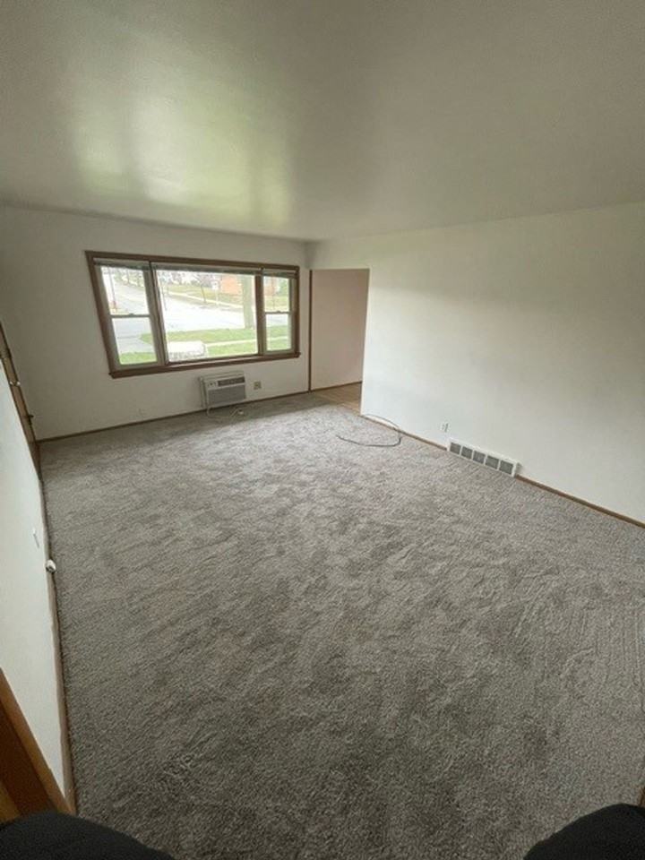 6024 W Cleveland Ave #3 - Photo 4 of 21