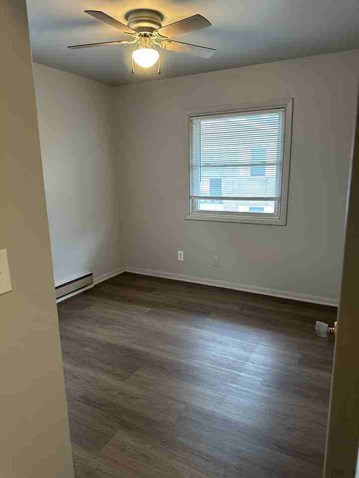 125 Berwick Dr - Photo 5 of 16