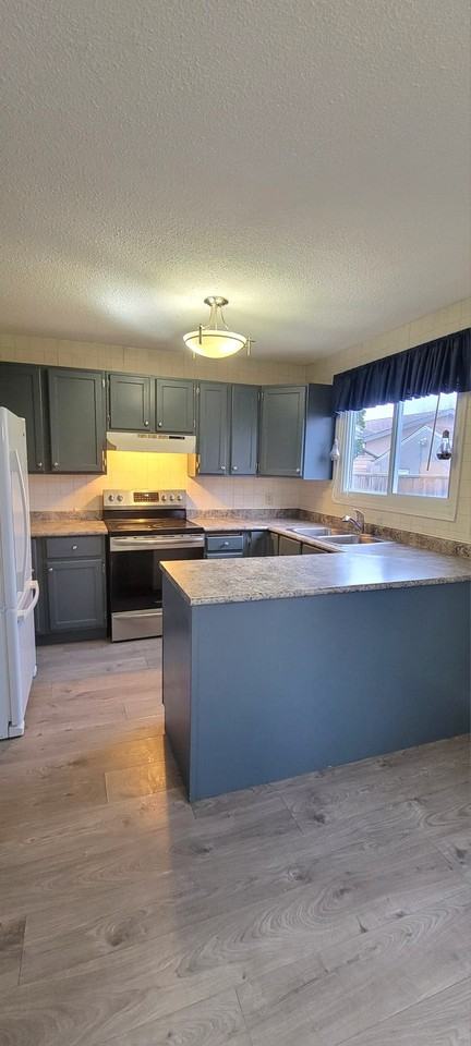 22 Kullman St #1 - Photo 3 of 10