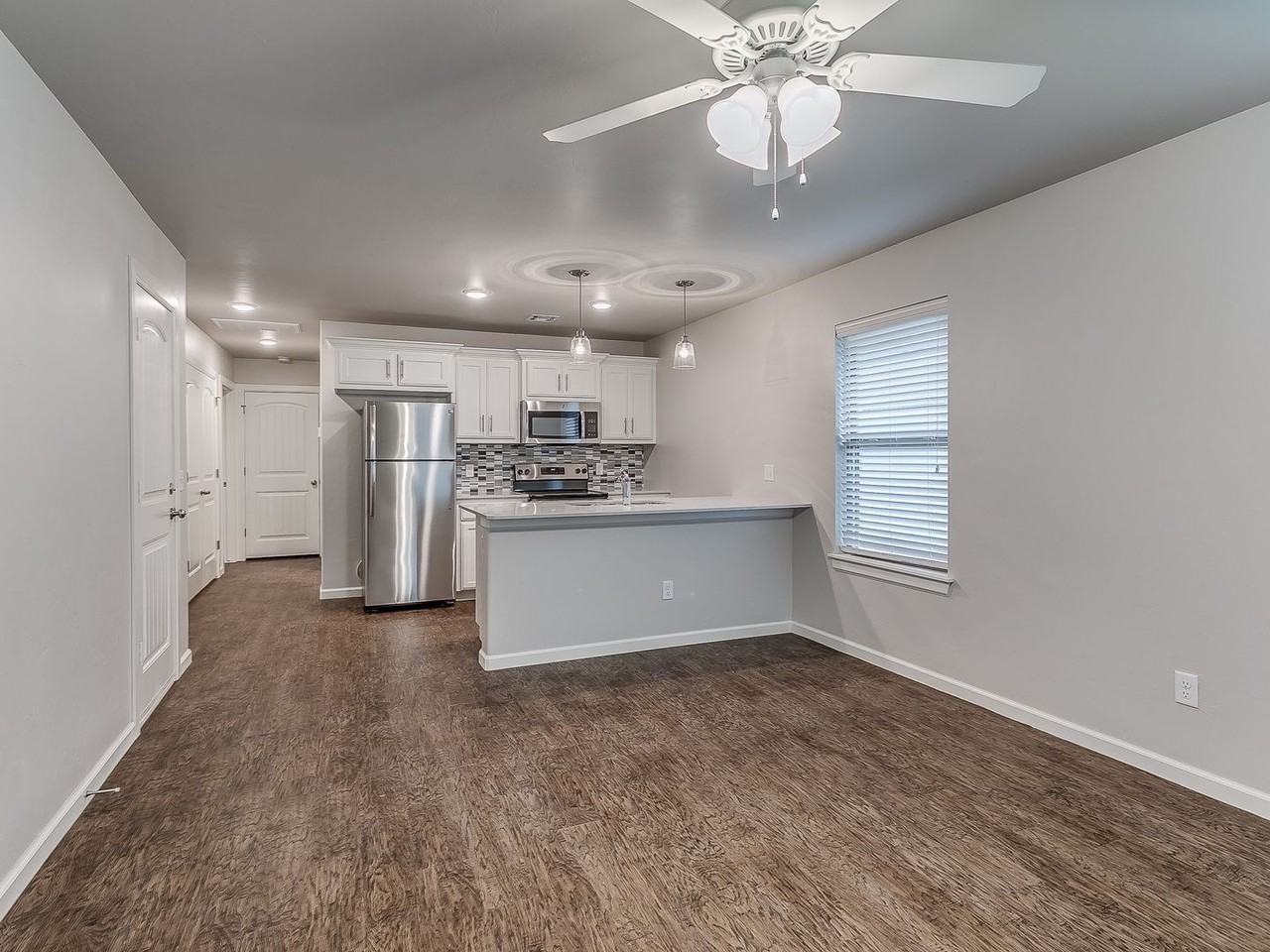 11320 Keystone Rd - Photo 4 of 13