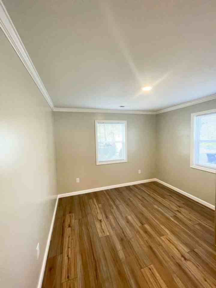 1114 12th St - Photo 3 of 15