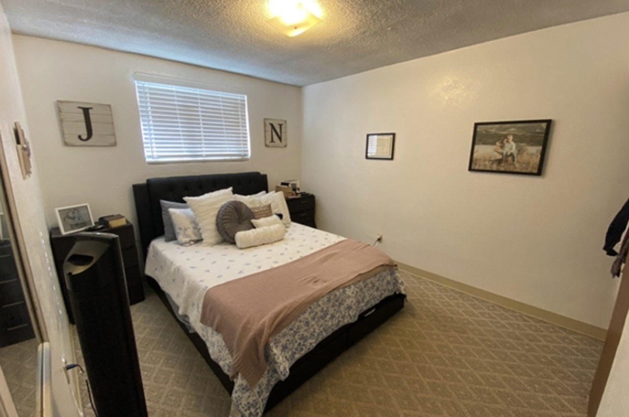 Binning's 18-Plex - Photo 4 of 14