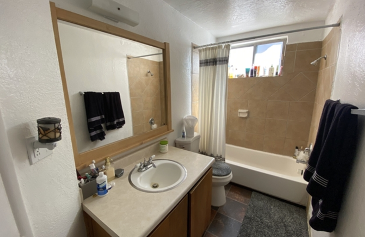 Binning's 18-Plex - Photo 6 of 14