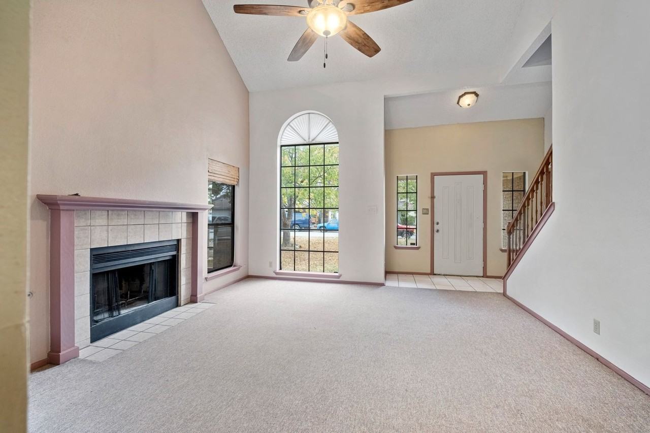 1105 Peach Tree Cv - Photo 6 of 25