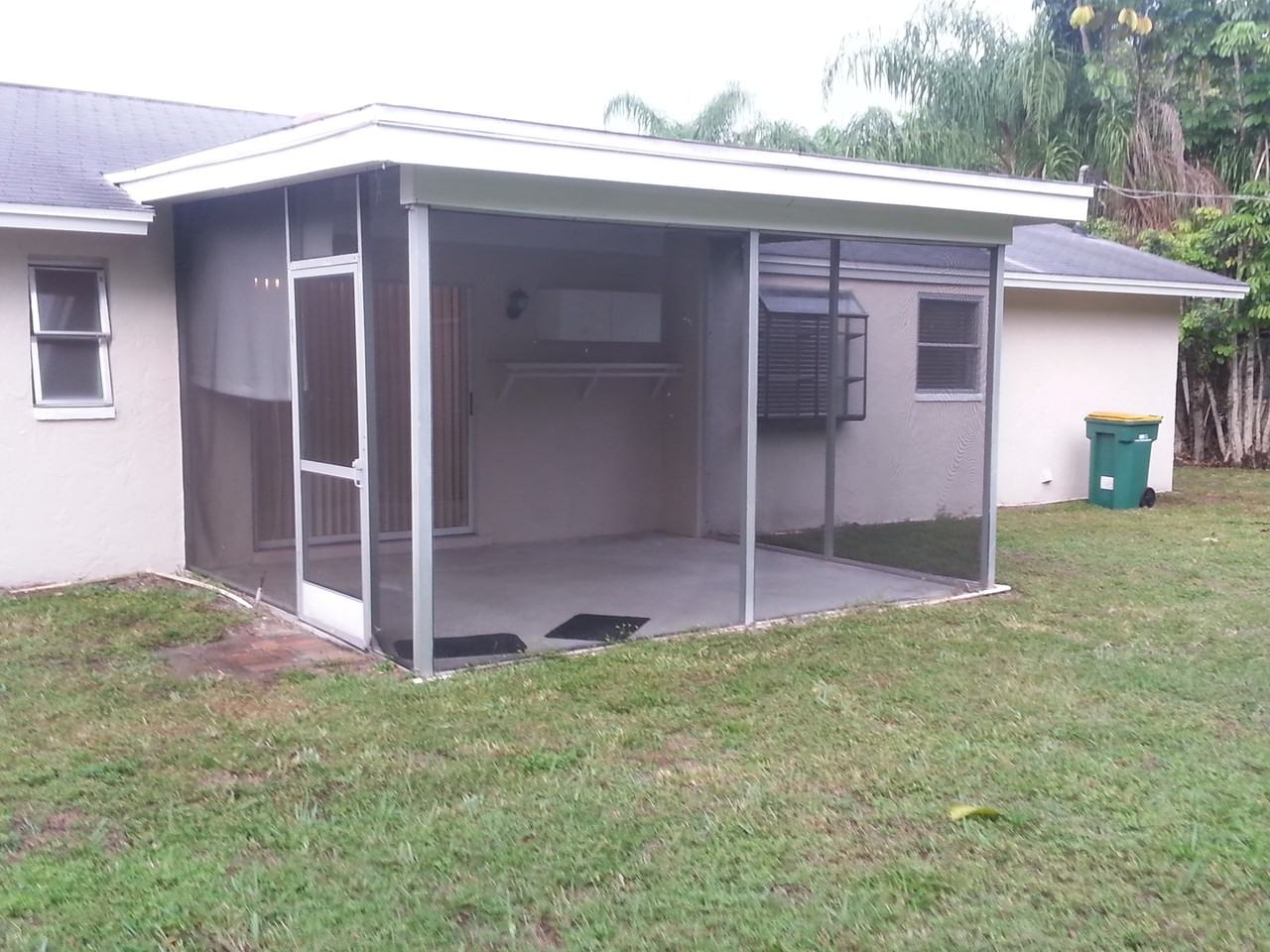 754 99th Ave N - Photo 6 of 7