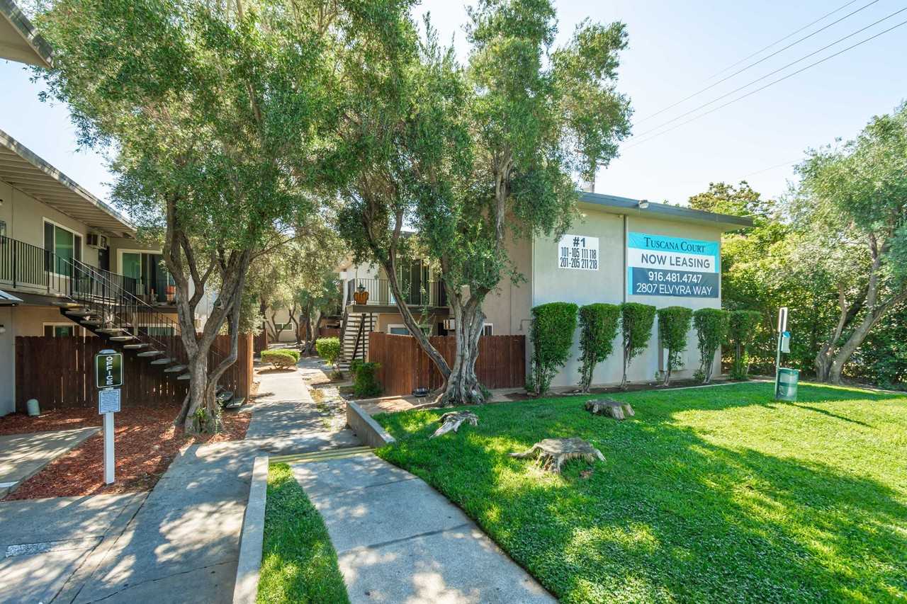 Tuscana Court Apartments - Photo 4 of 39