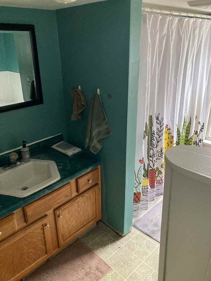 24 Monroe St - Photo 3 of 12
