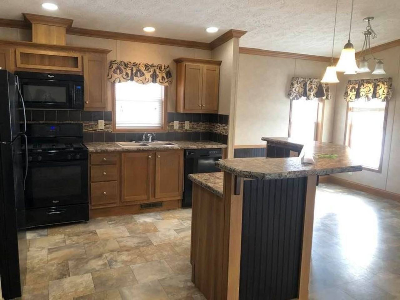 514 Platte Ave - Photo 2 of 14