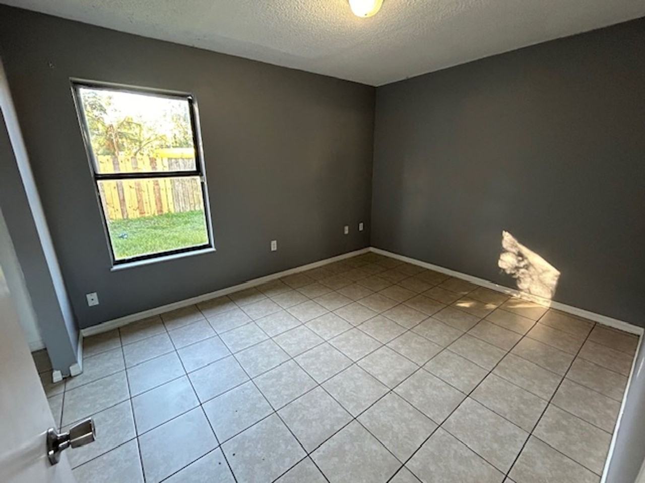 106 E Givens St - Photo 6 of 9