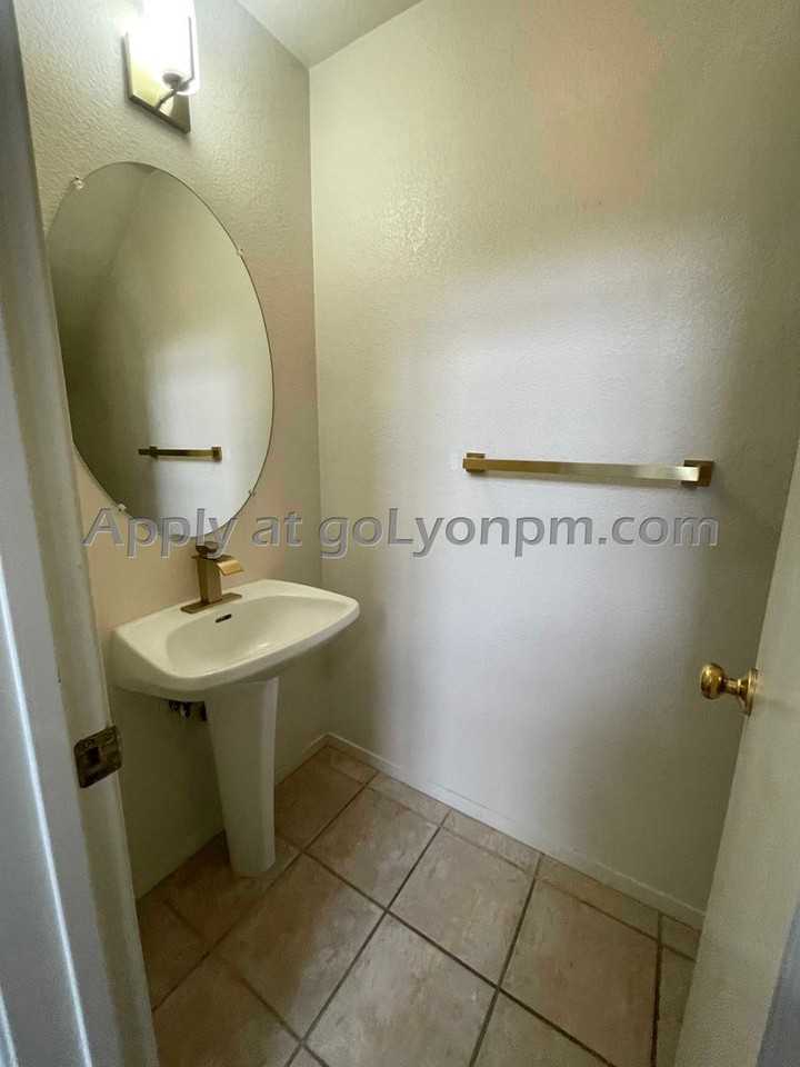 316 Baird Dr - Photo 7 of 19