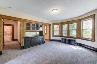 1727 Reaney Ave E - Photo 1 of 1