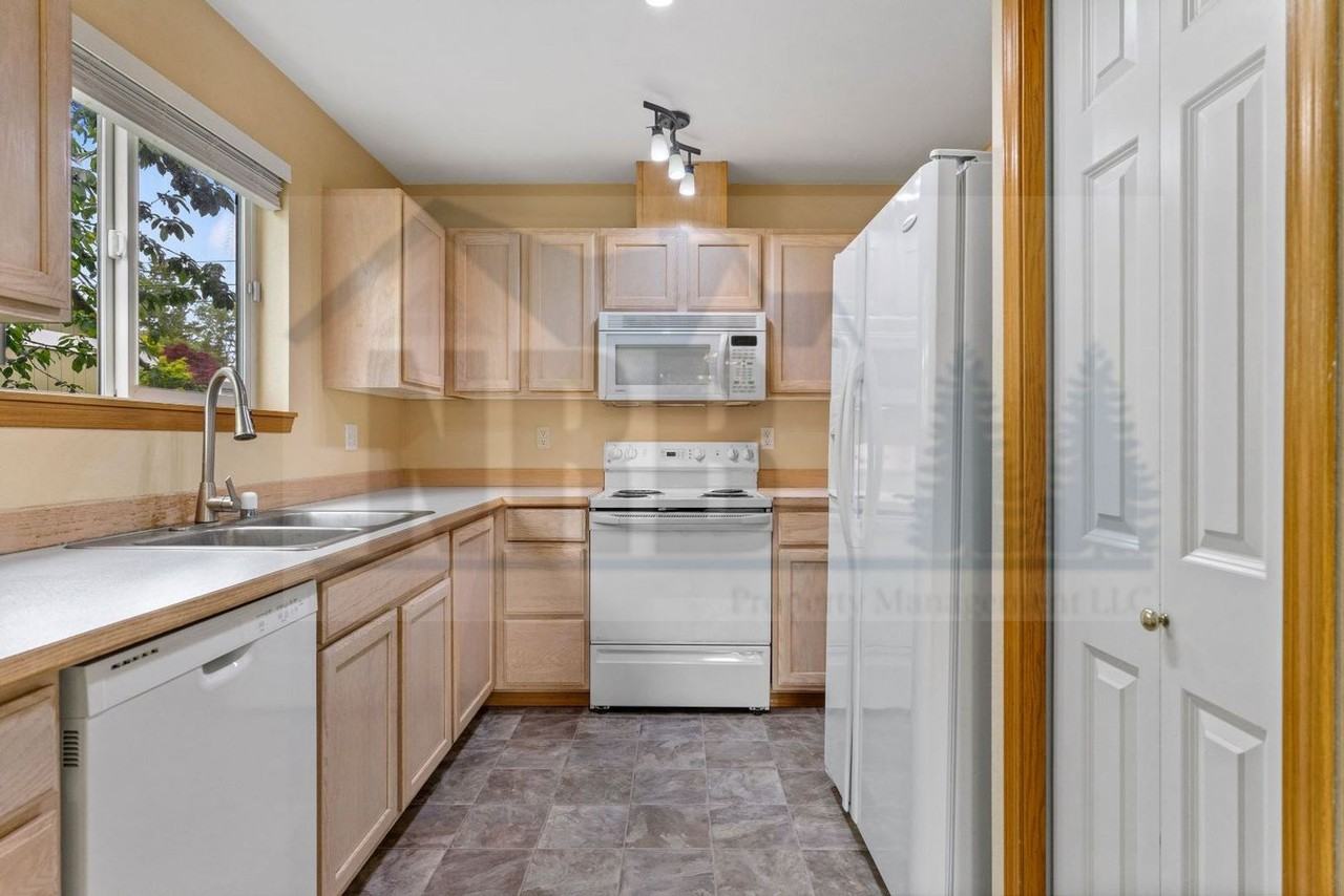 6522 Lakewood Blvd Sw - Photo 5 of 25