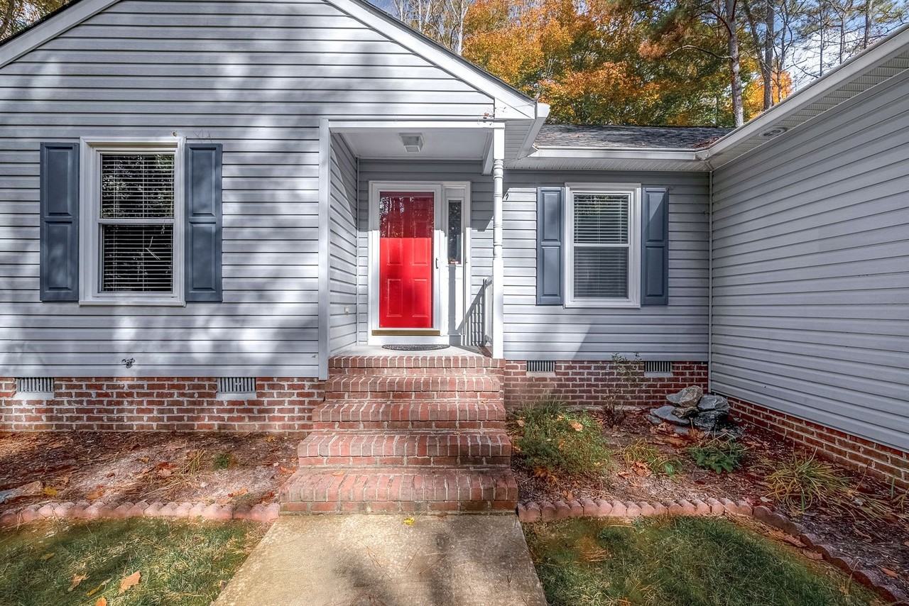 521 Carters Neck Rd - Photo 2 of 24