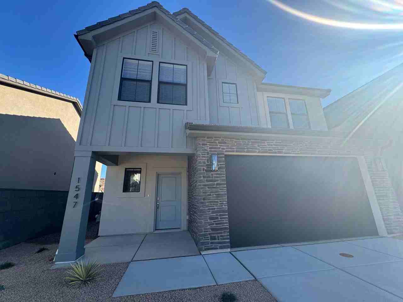 1547 S Ripple Rock Dr - Photo 3 of 38
