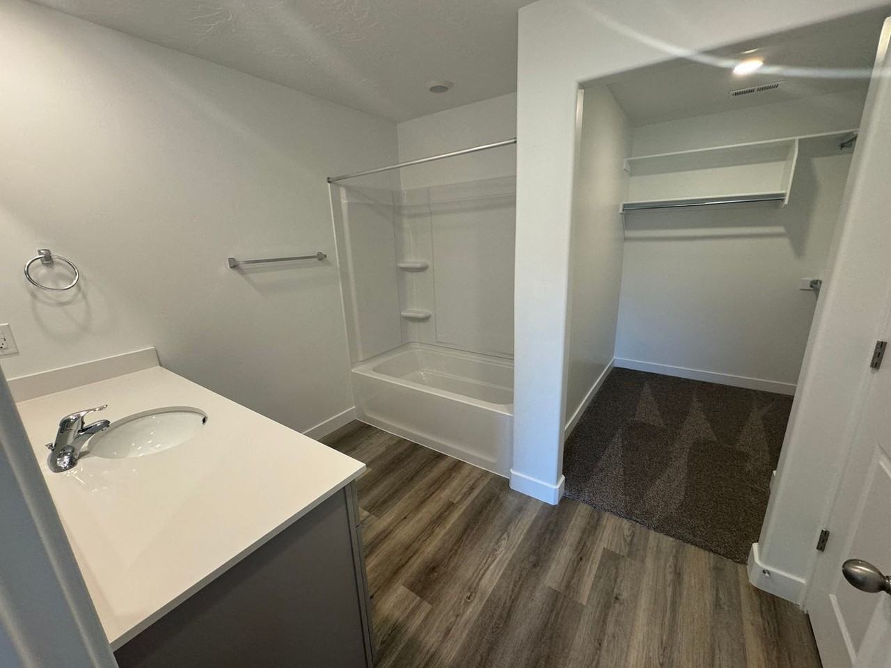 1547 S Ripple Rock Dr - Photo 6 of 38