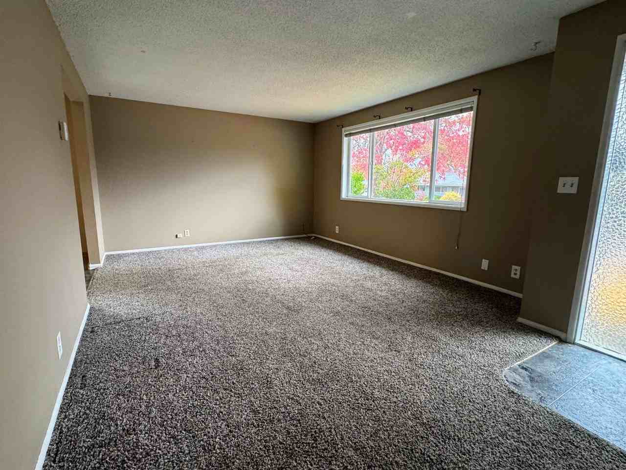 2580 Taylor St - Photo 2 of 17