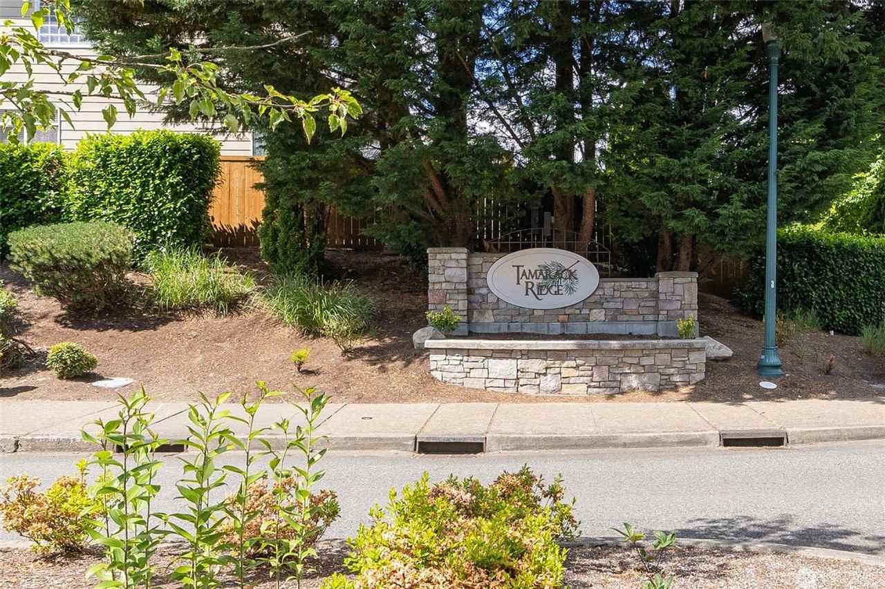 16032 Se 250th Ct - Photo 2 of 24