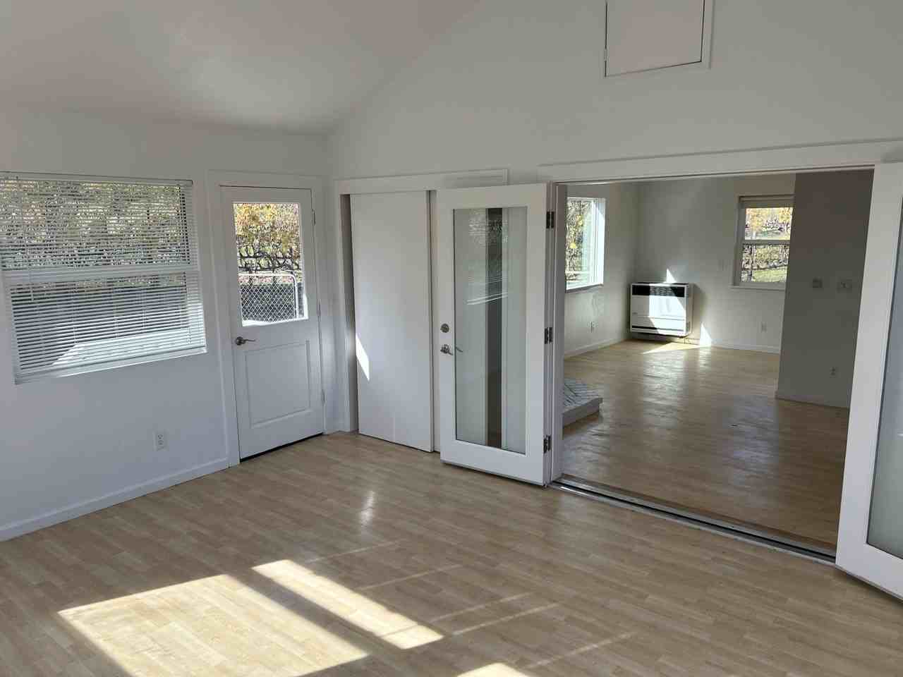 1800 Darby Rd - Photo 3 of 30