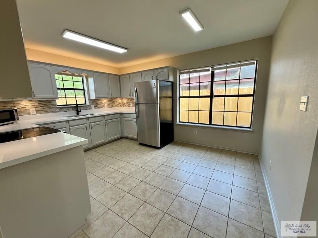 706 Carnation - Photo 4 of 16