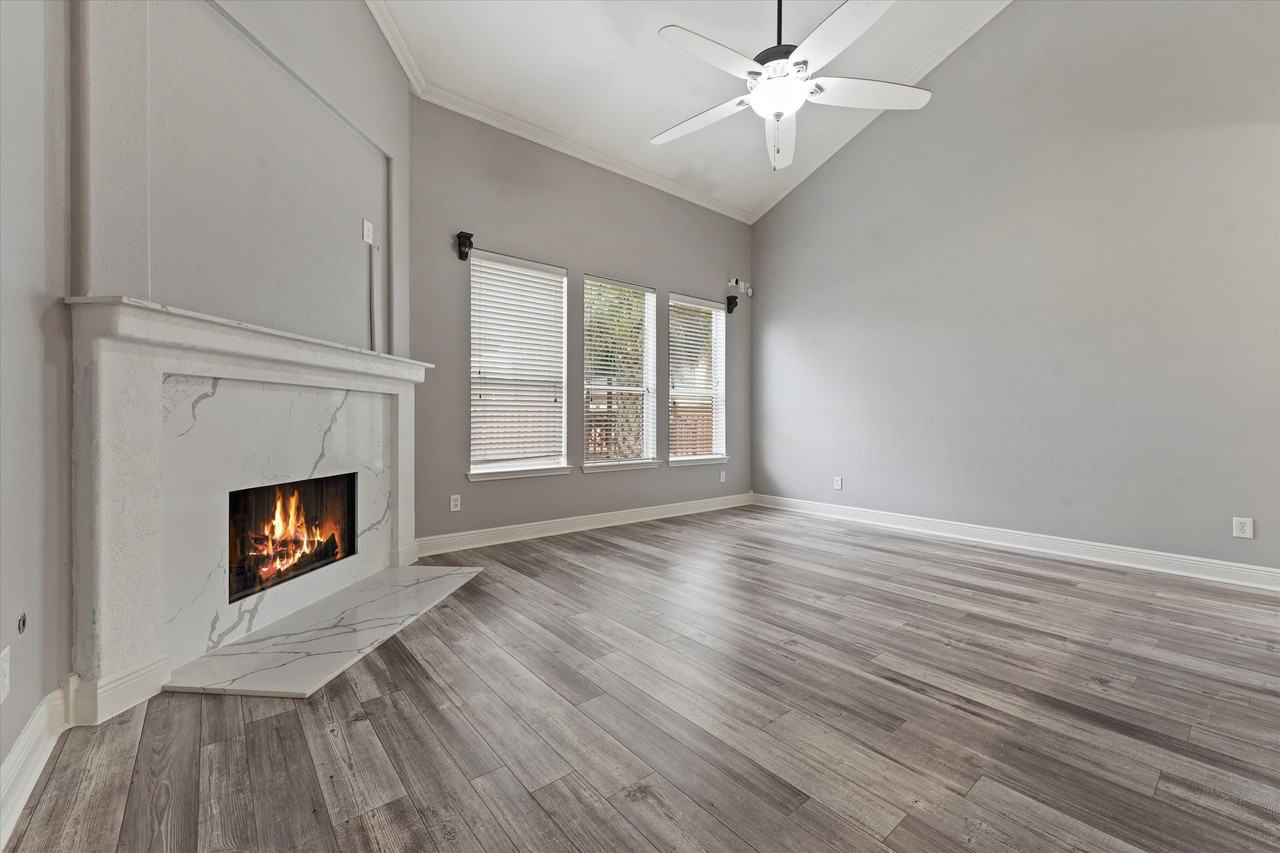 24522 Forest Path Ct - Photo 3 of 4