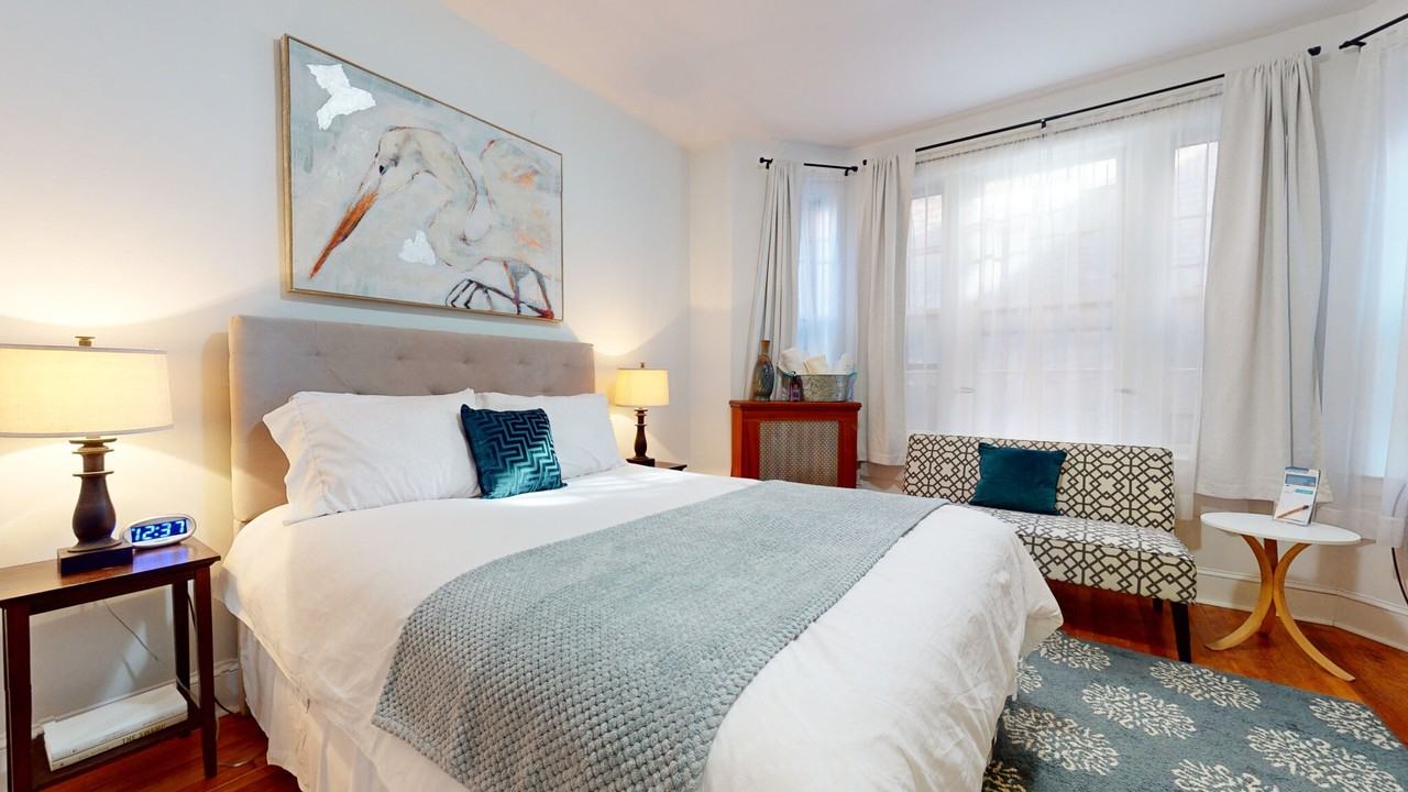 1253 Beacon St #B4 - Photo 4 of 12