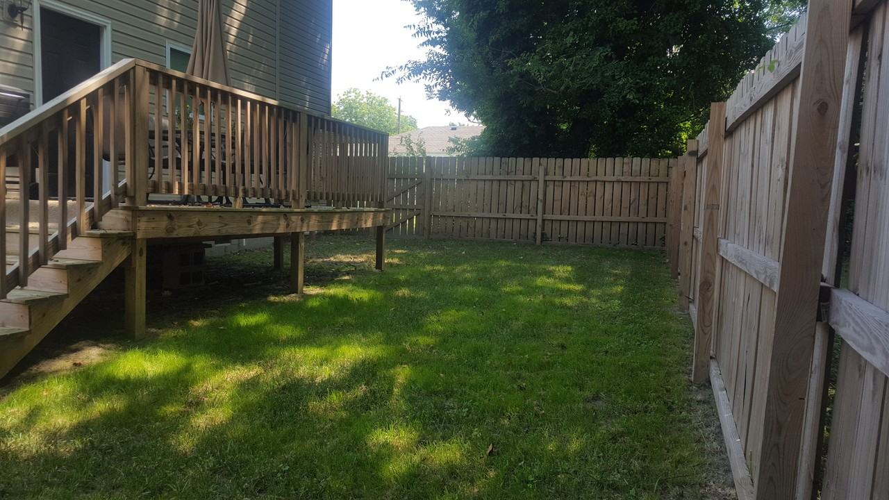 2407 Barraud Ave - Photo 3 of 18