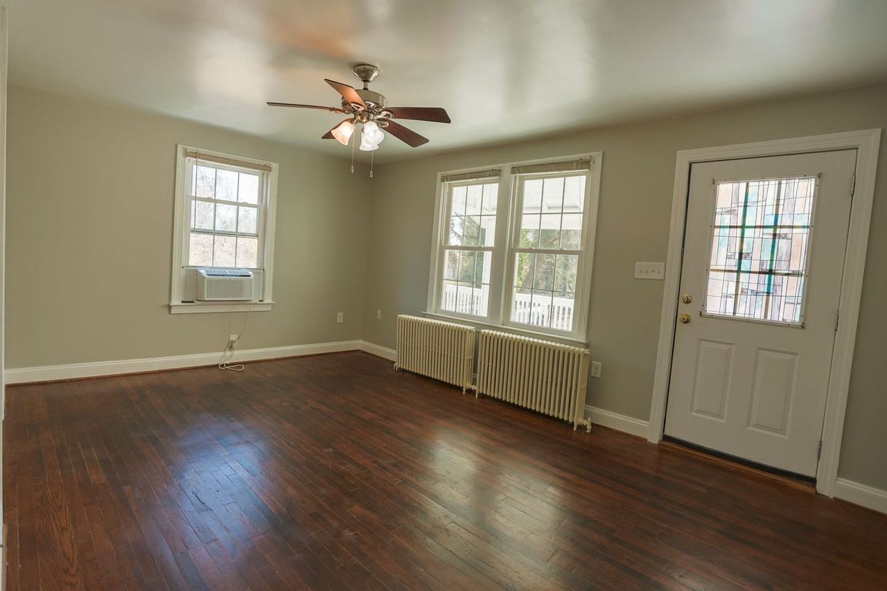 12309 Bristow Rd - Photo 2 of 29