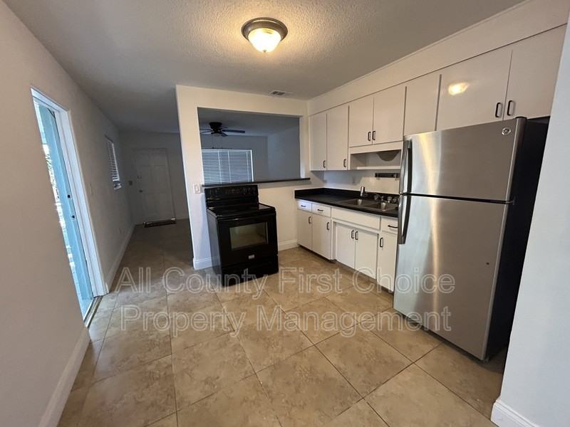 4825 69th St N - Photo 6 of 13