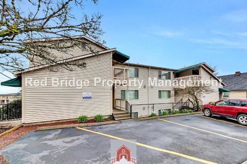 4314 Sw View Point Ter #8 - Photo 2 of 35