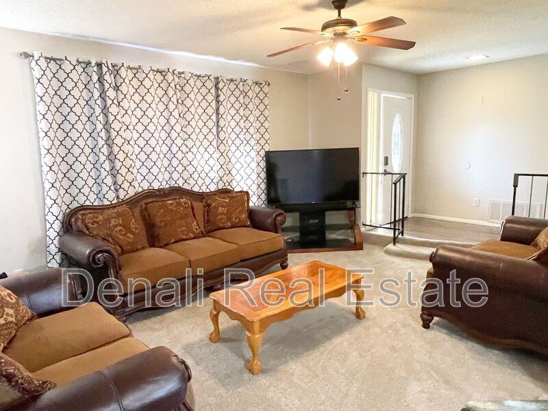 14401 N 35th Dr - Photo 3 of 29