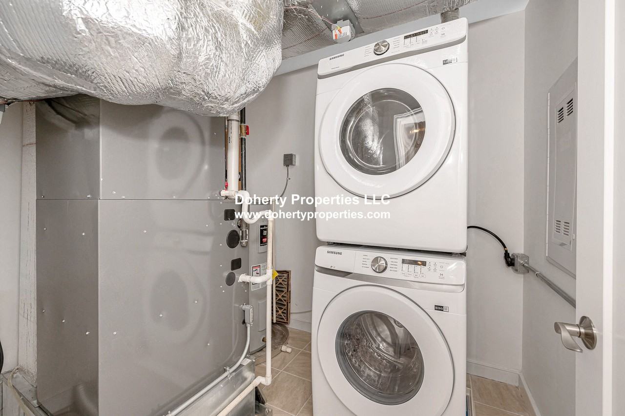 36 Prescott St #205 - Photo 3 of 24