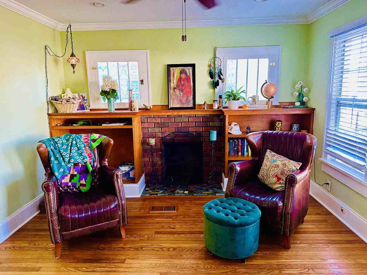 2540 Dartmouth Ave N - Photo 4 of 43