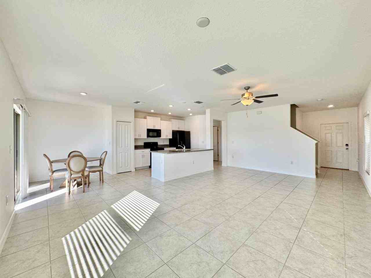 7020 Samuel Ivy Drive - Photo 4 of 41