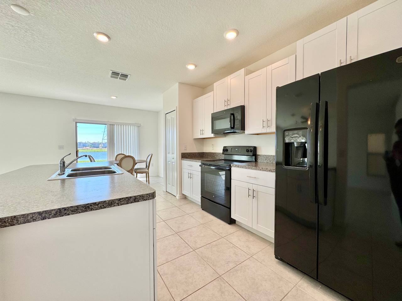 7020 Samuel Ivy Drive - Photo 5 of 41