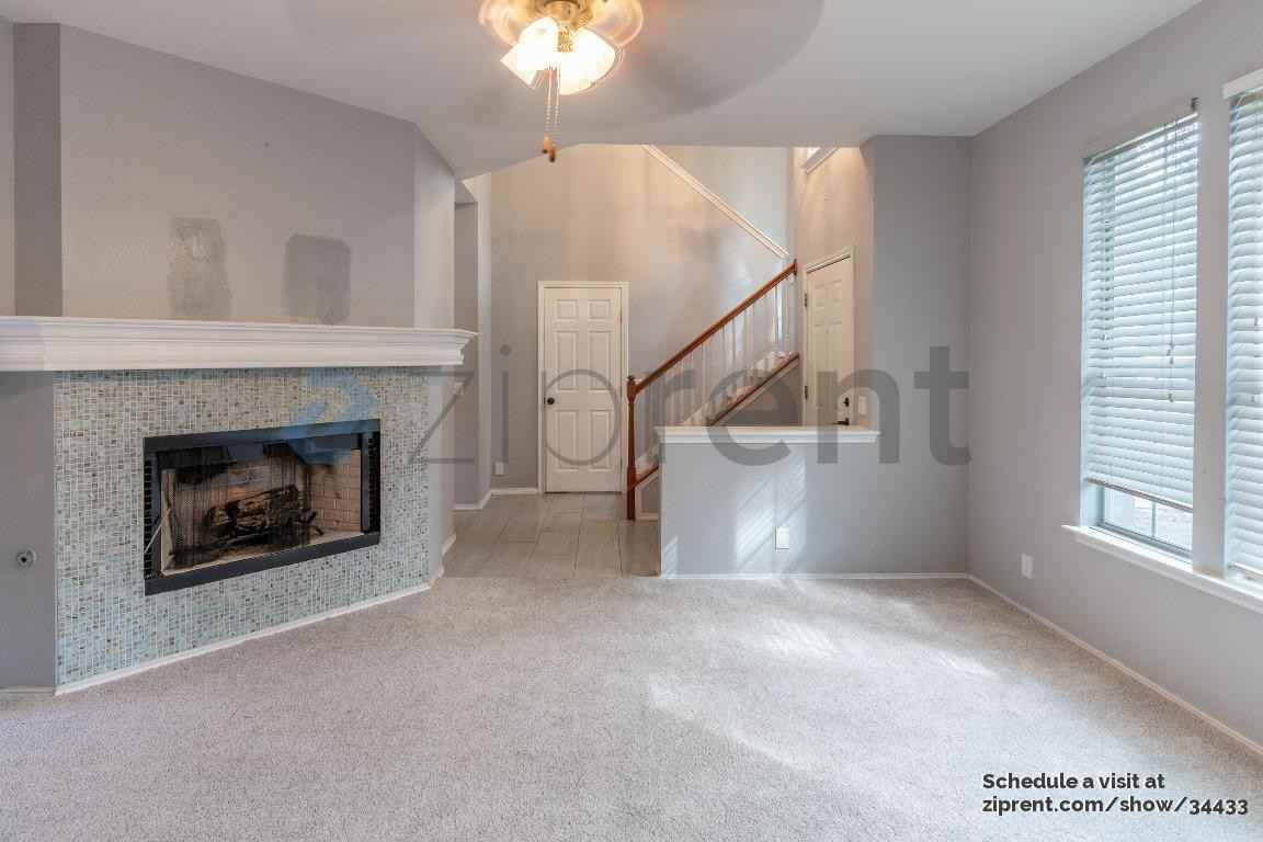 2411 Agarita Trl - Photo 2 of 30