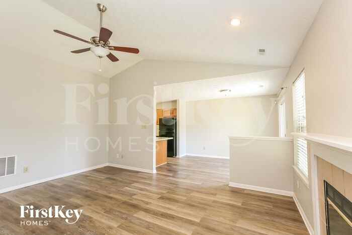 12130 Madrone Dr - Photo 3 of 15