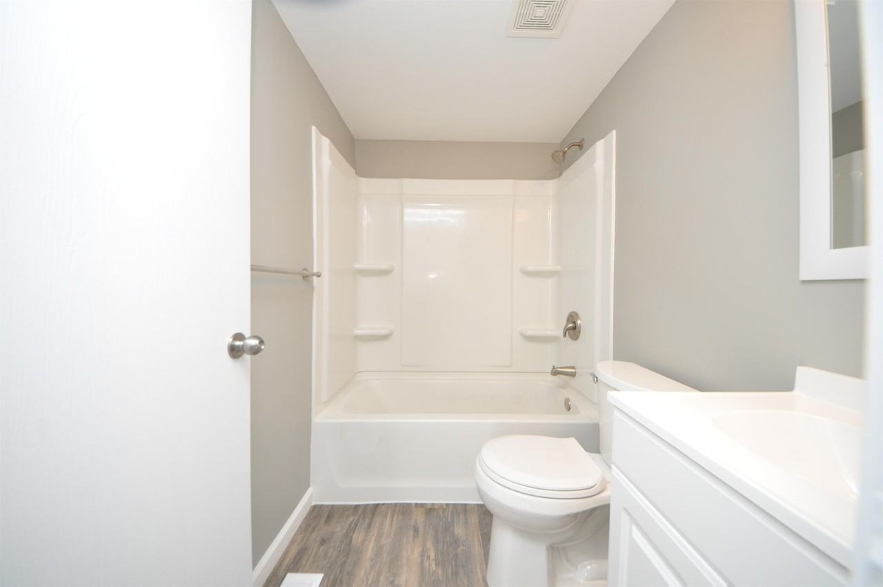 Broadstone Apartments - Photo 3 of 15