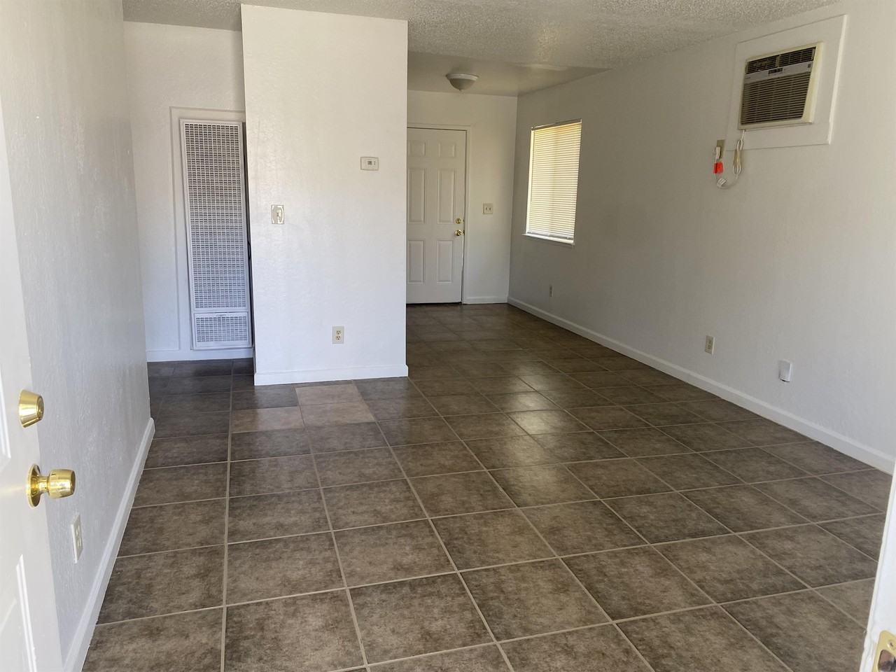 6808 24th Street - Photo 6 of 14