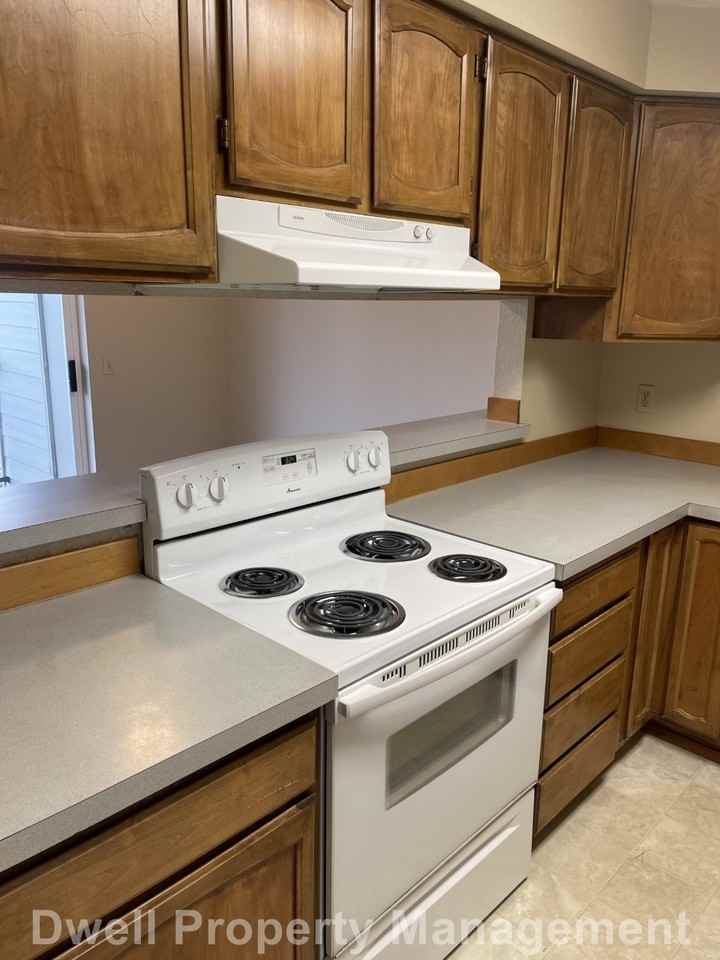 Mt. View Villas - Photo 2 of 8