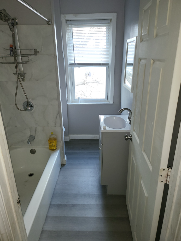 16 Hillhurst Ave #2 - Photo 3 of 9