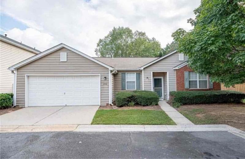202 Windcroft Circle Northwest